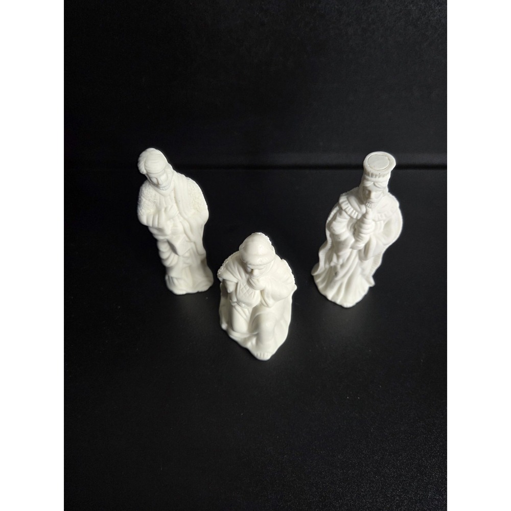 Set of 3 Nativity Wise Men Figurines – Ivory Resin – Christmas Décor – 4–6" –...